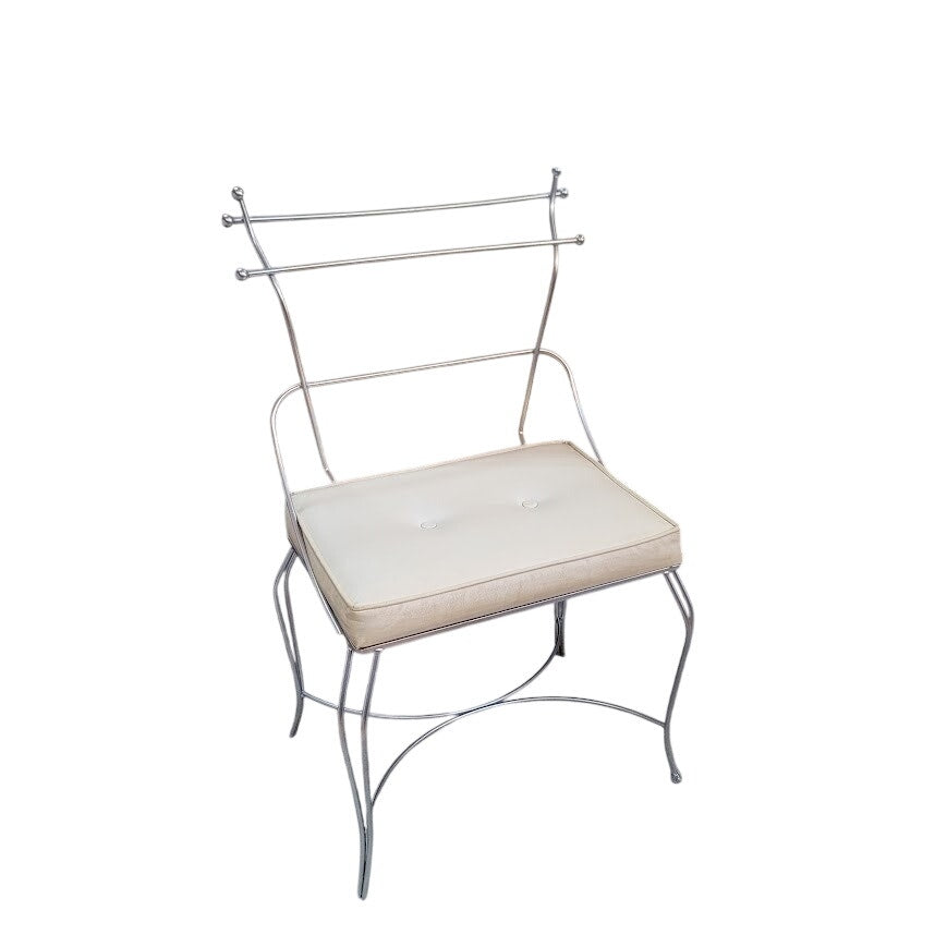 Secondhand Sandies: VINTAGE  silver white Vanity chair stool