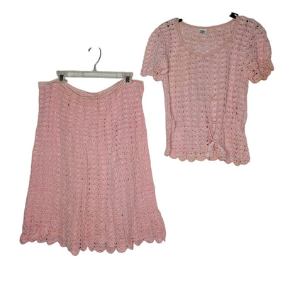Vintage Little Flower Pink crochet 2 pc Set Skirt Short Sleeve Top Cotton Medium