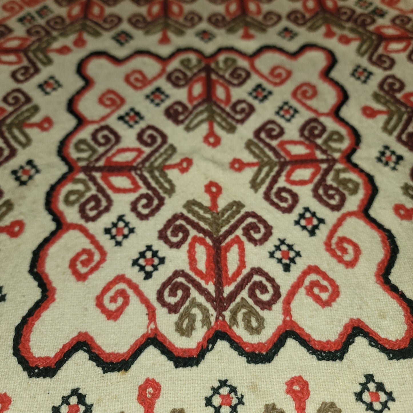 Embroidered Handmade Wool Turkish Tapestry vintage rug 31" x 27" Brown Orange