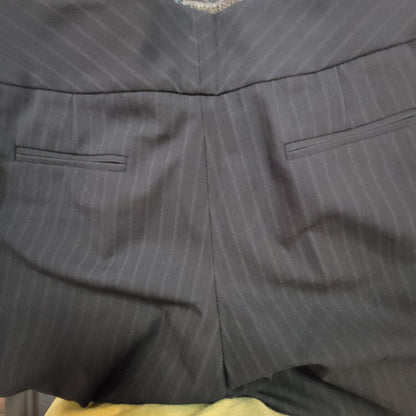 Antonio Melani Charcoal Gray Pinstripe Flat Front Trousers Dress Pants Size 2 S