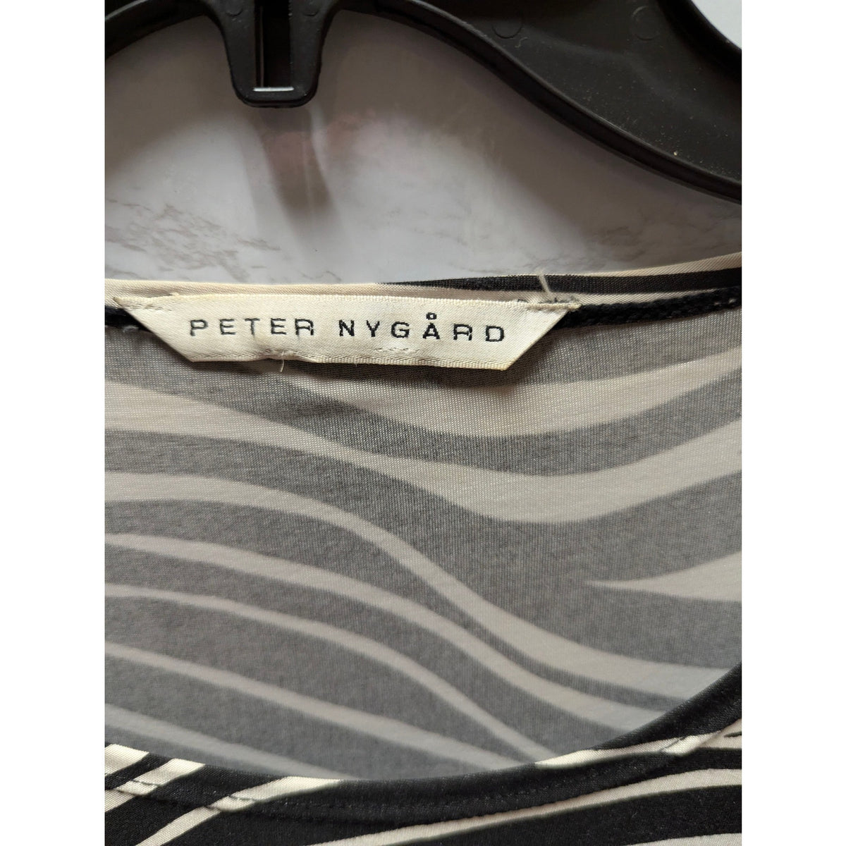 Peter Nygard Zebra Graphic Tunic Top VINTAGE Medium Black White Knit Blouse
