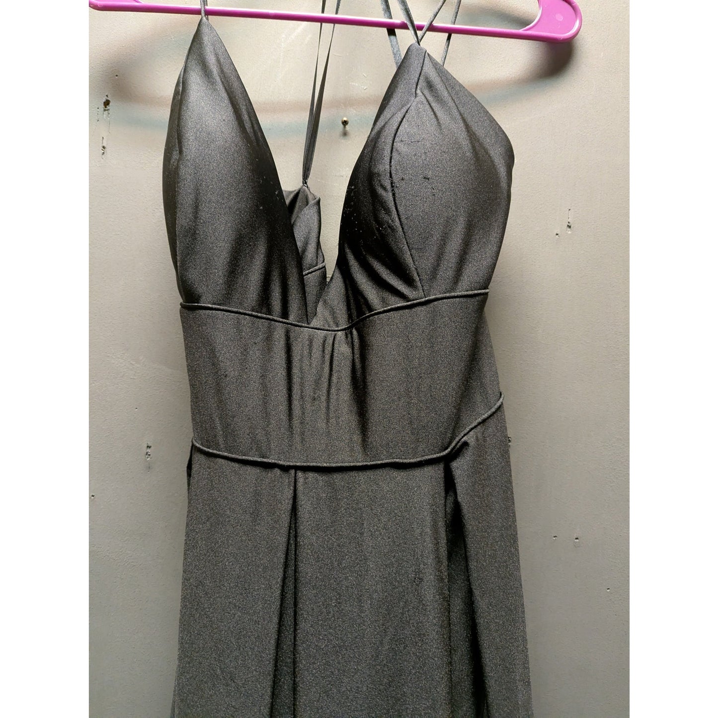 Leena for Mac Duggal Metallic Gray Plunging Halter A-Line Maxi Gown Dress 14 NWT
