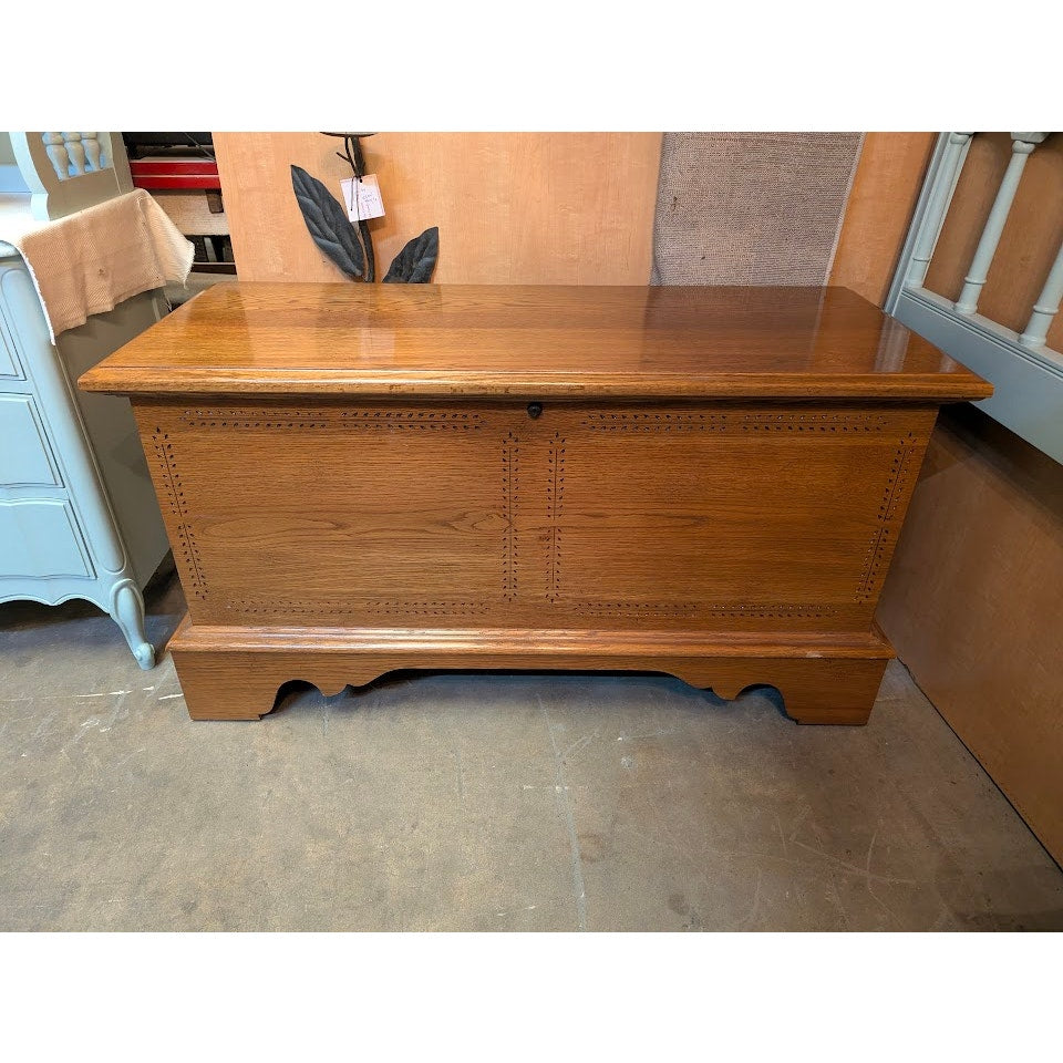 Secondhand Sandies: Lane cedar lined trunk bench storage