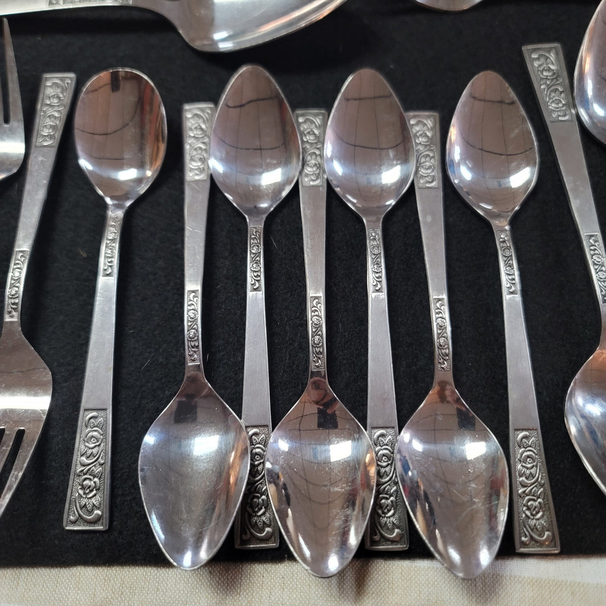 Lot 35 pcs. National Stainless Japan Rambling Rose Silverware W5 MCM Tiki