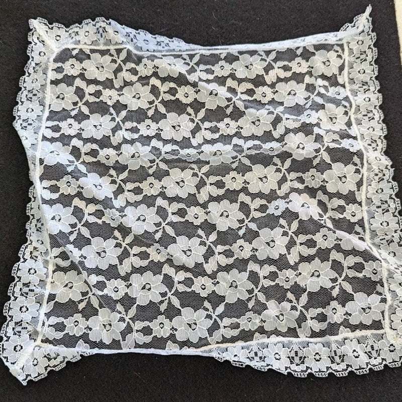 Vintage square lace white bridal handkerchief wedding head cover
