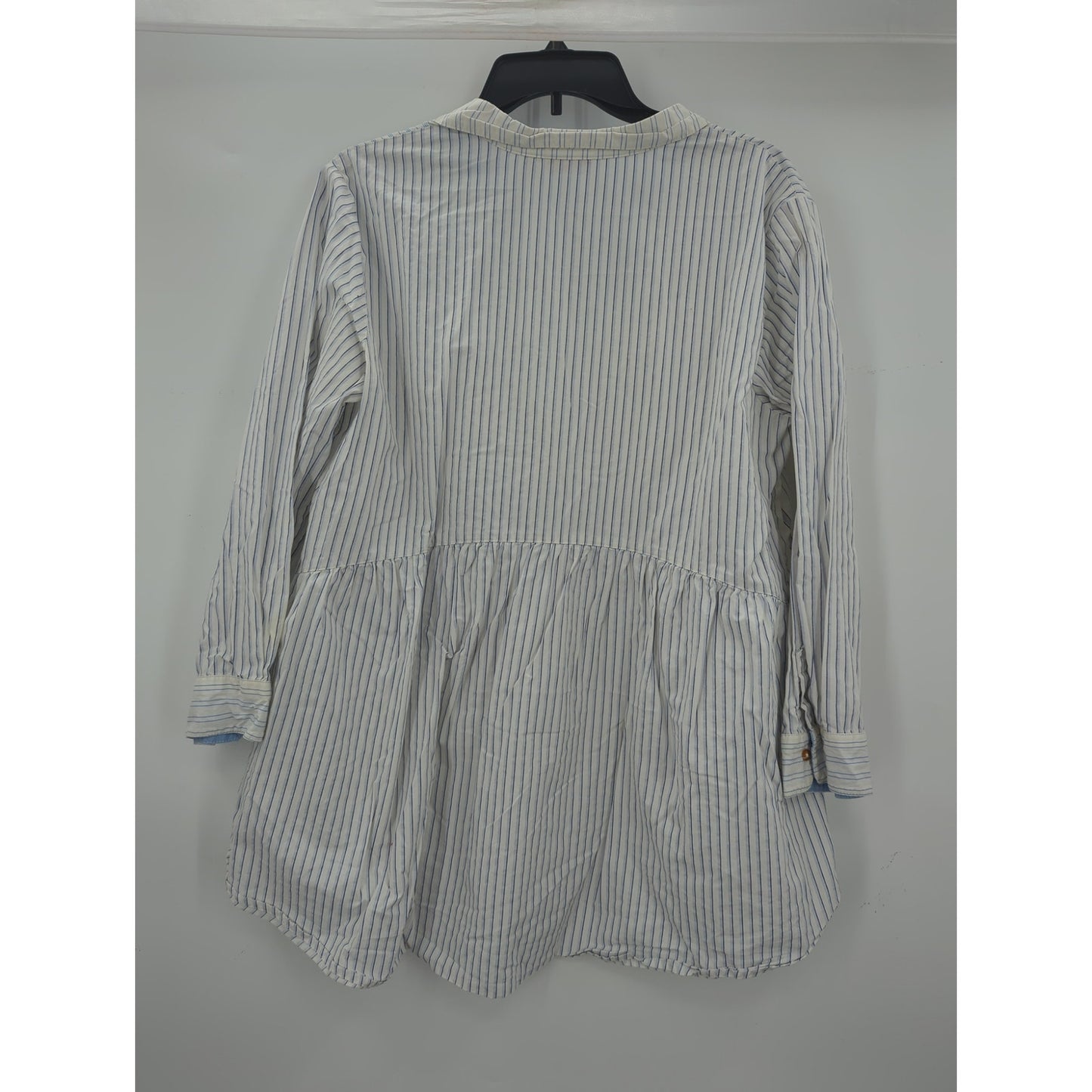 holding horses Size Large Blue white striped babydoll blouse top Anthropologie