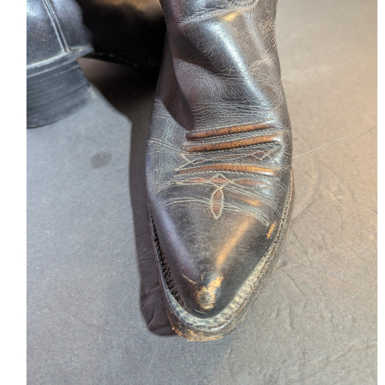Texas Boot Co. 80's Cowboy boots Size 8.5 D Leather butterfly Style M99