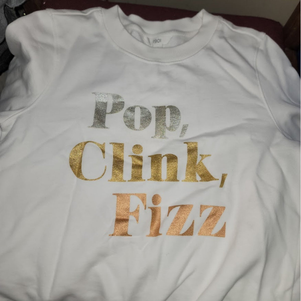 Nordstrom 1901 White Gold Silver Sweatshirt Size LARGE New Years  Pop Clink Fizz