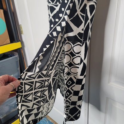 Versailles New York Black White Geometric Long tunic Side Slit Sleeveless Large