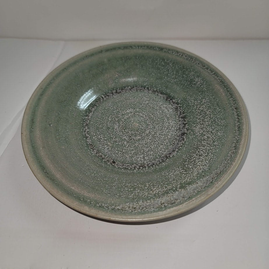 Handmade SUSAN Art Pottery Single Green Saucer Bread Plate Candle Holder Trinket