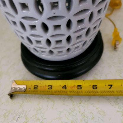 Chinoiserie Blanc de Chine pierce porcelain table lamp Black Base White Table