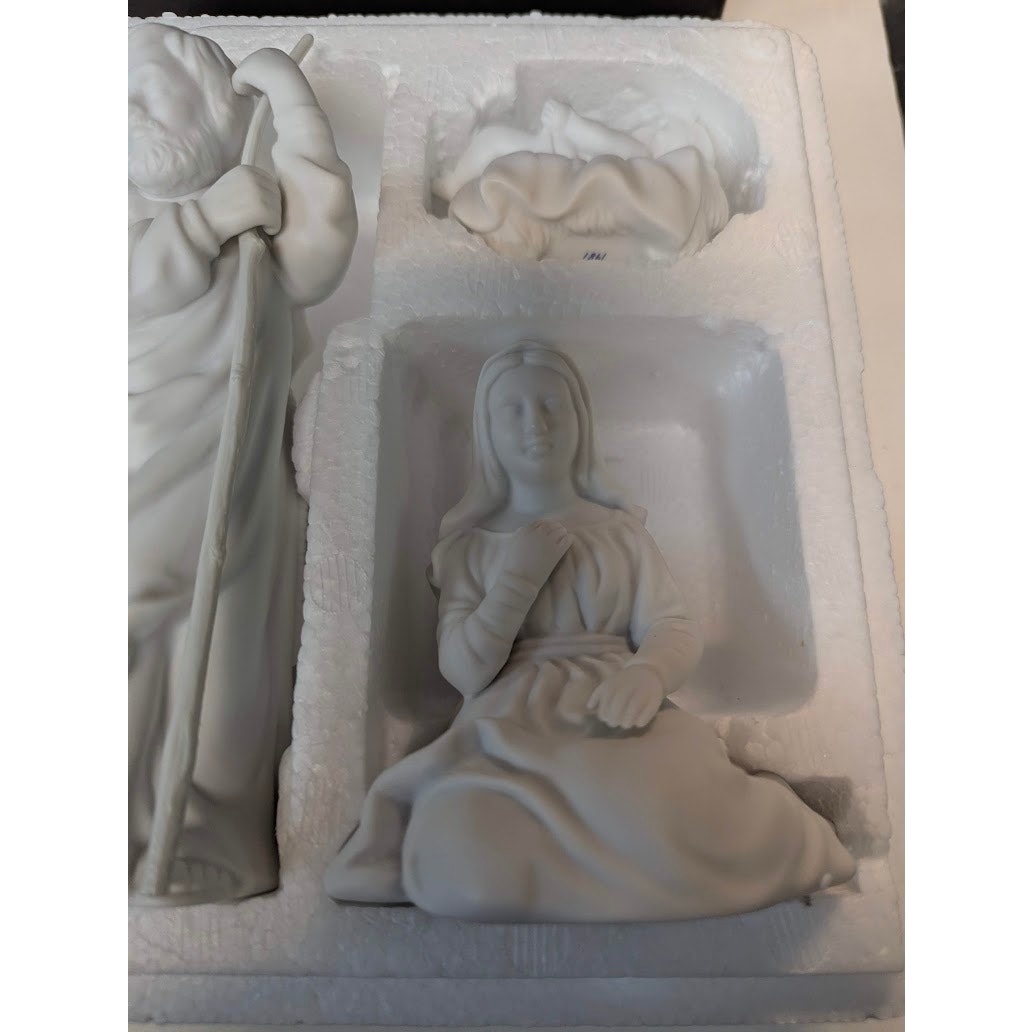 Vintage 1981 Avon Nativity Collectibles Fine White Bisque Porcelain Holy Family