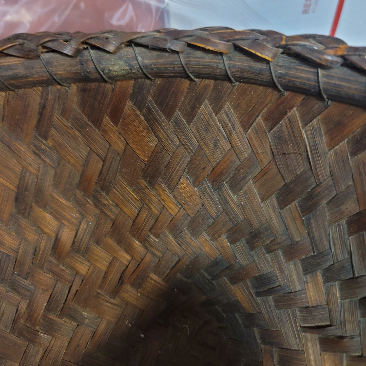 VINTAGE Large 1960s Labba Grain Basket from Philippines - 17" Diam. X 7" H nice!