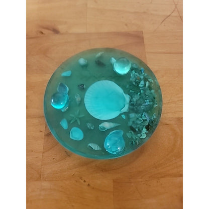 Vintage Lucite Shell & Abalone Round Trivet Green Under Water Scene 7.5" COASTAL