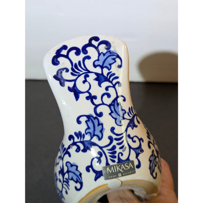 Mikasa Blue and White Chinoiserie Ceramic Dove Figurine Hollywood Regency Granma