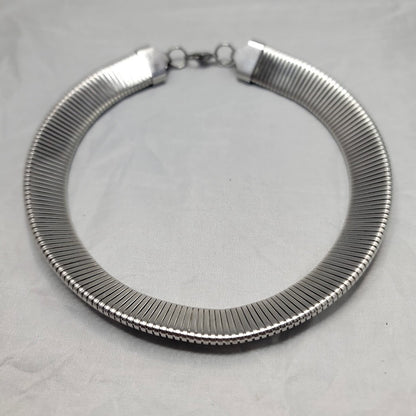 Silver Tone Textured Collar Necklace Choker Statement 1980's