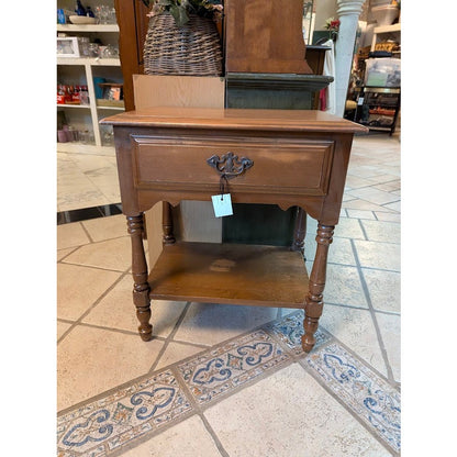 Secondhand Sandies Single solid wood nightstand with drawer