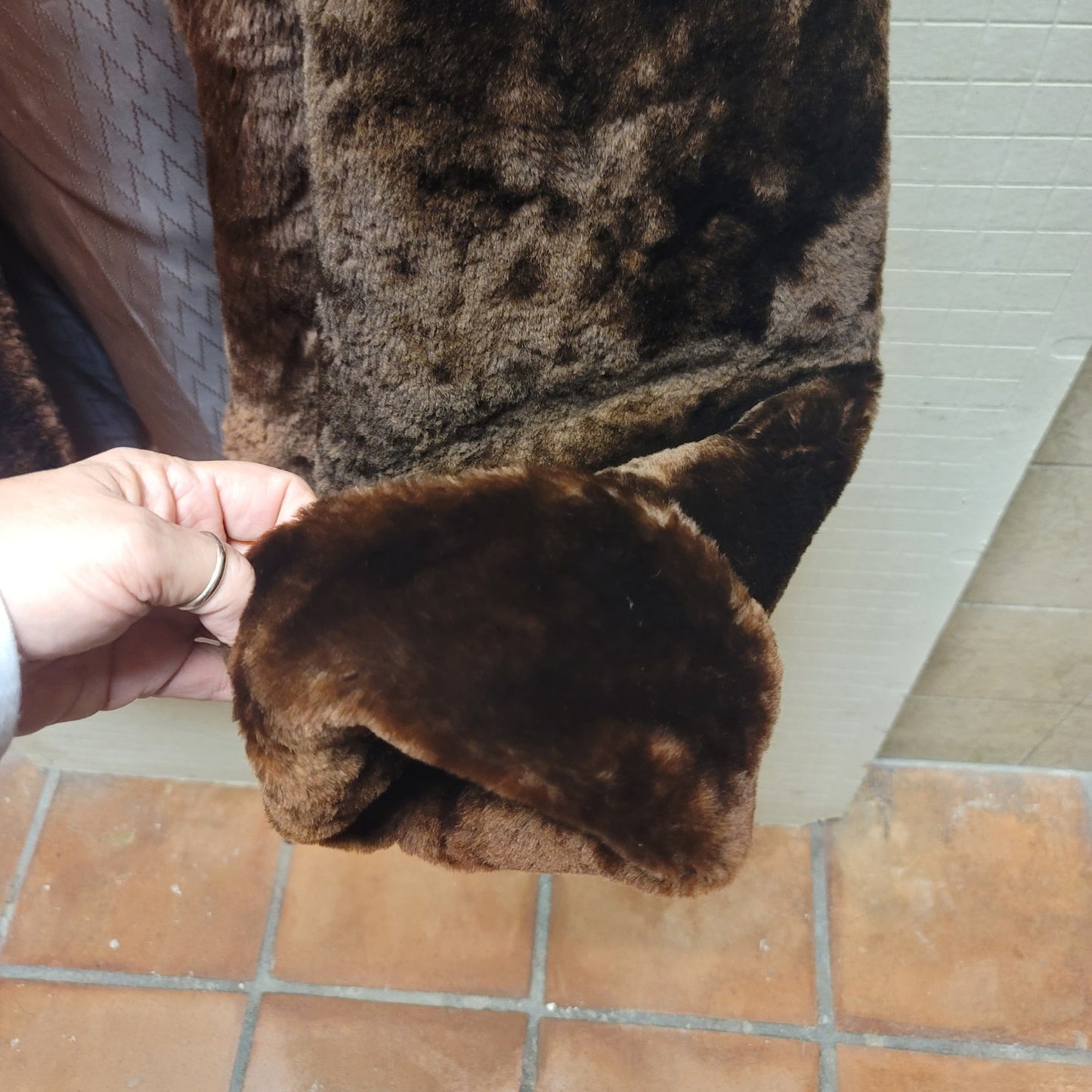 Vintage Mid Century Chocolate Faux Fur Jacket w Cuffed Bell Sleeves Medium/Large