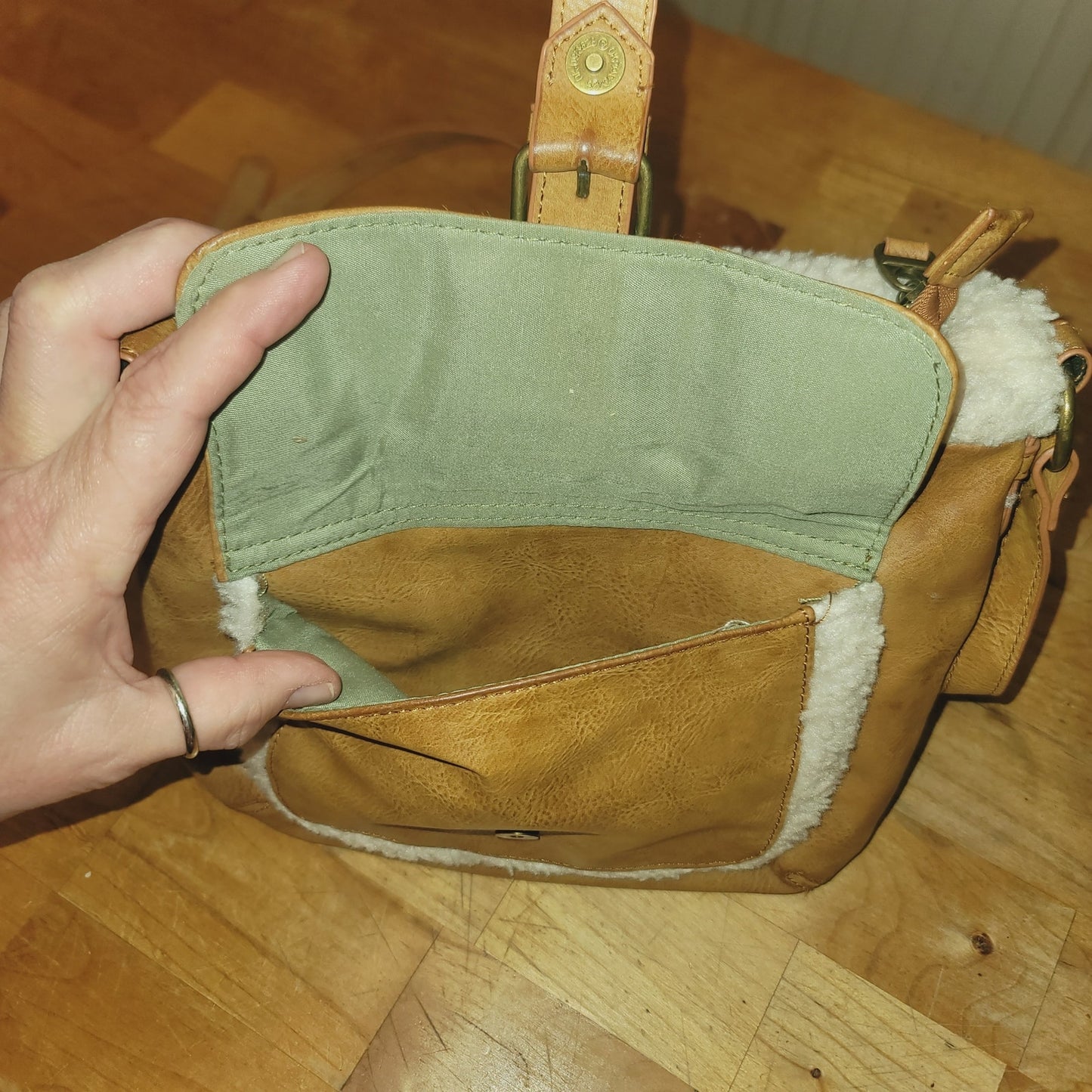 Crown Vintage faux textured leather and fleece shoulder bag crossbody adjustable