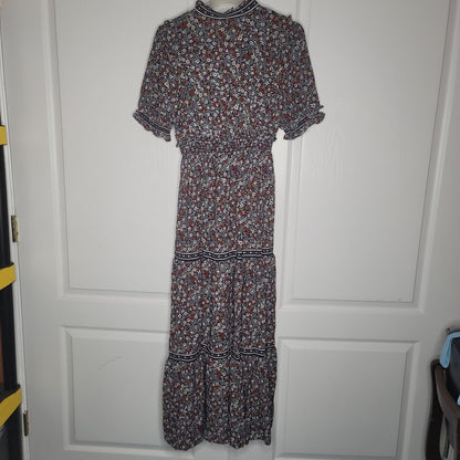 MAX STUDIO Floral Puff Sleeve Dress $148 MEDIUM Midi Flounce Bottom NEW $148