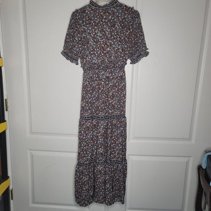 MAX STUDIO Floral Puff Sleeve Dress $148 MEDIUM Midi Flounce Bottom NEW $148