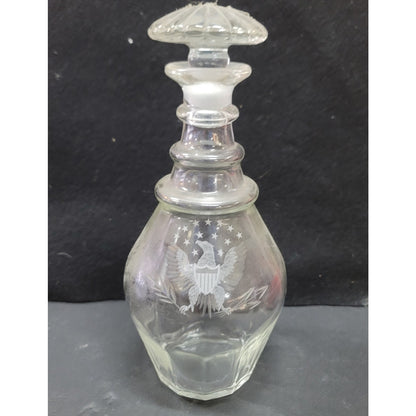 AMERICANA 1976 Bicentennial Etched Eagle Liquor 9.25” Decanter w/Glass Stopper