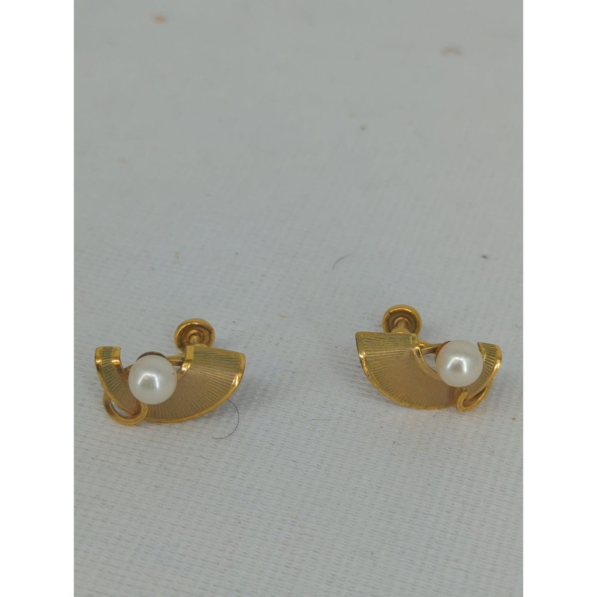 Vintage 12K Gold Filled Faux Pearl Screw Back Earrings and Matching Brooch Set