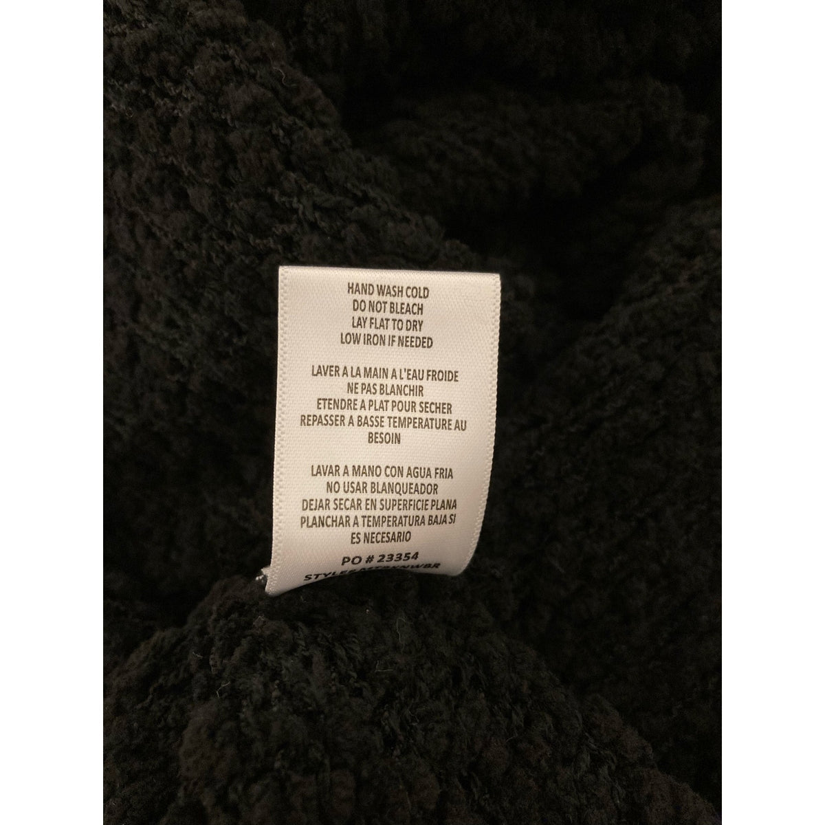 Bobeau Women's Popcorn Turtleneck Sweater Medium Black NWT Bubble Plush High Low