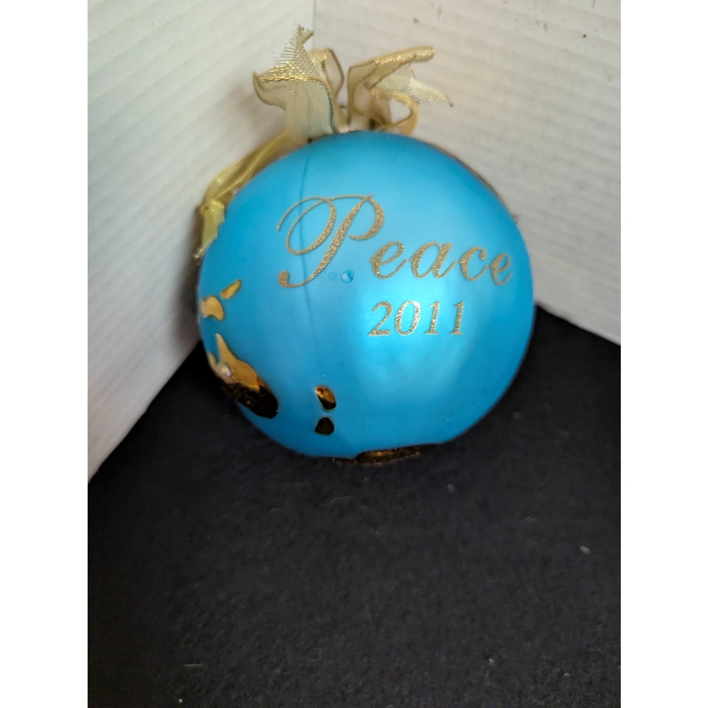 Vintage 2011 Peace Globe Glass Christmas Ornament Gold Foil World Map Satin Box
