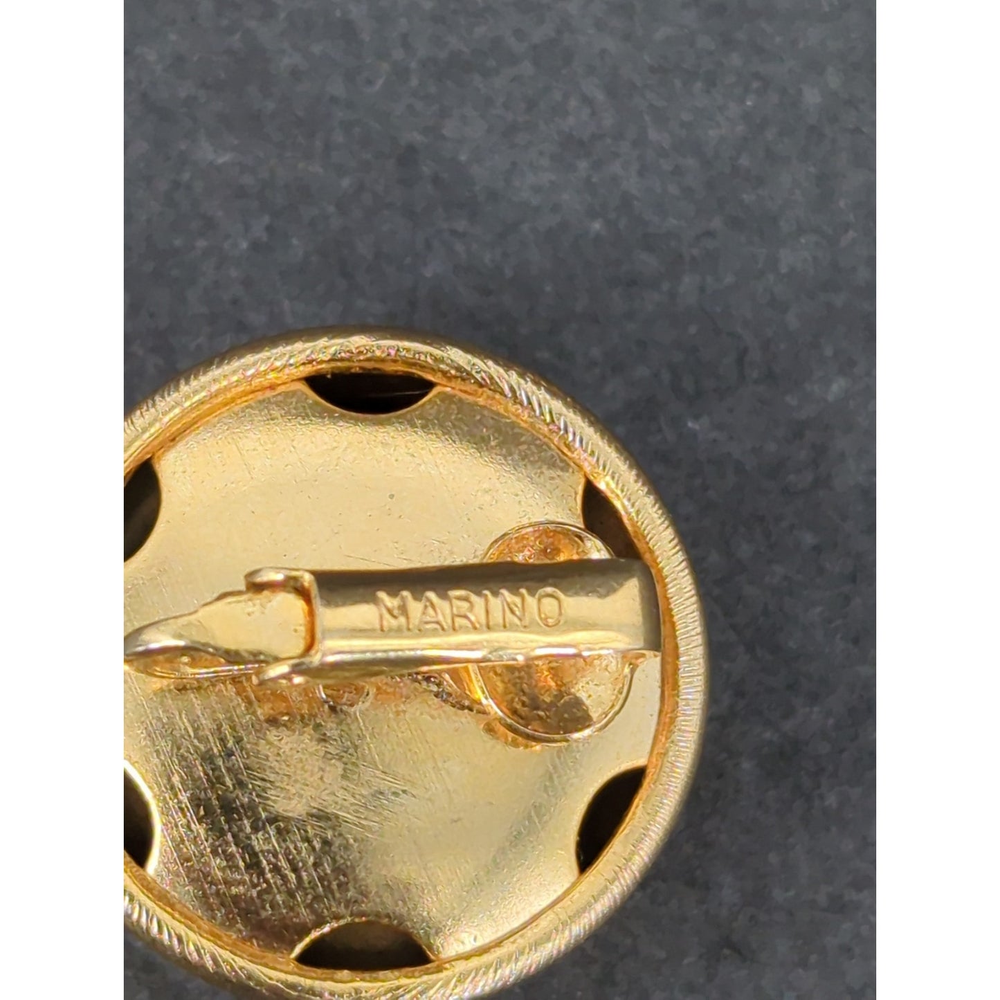 Vintage Marino Textured Gold Tone Concentric Circle Clip On Earrings 1980s Glam