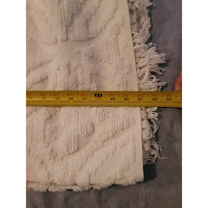Vintage White Chenille Candlewick Medallion Queen Bedspread with Fringe