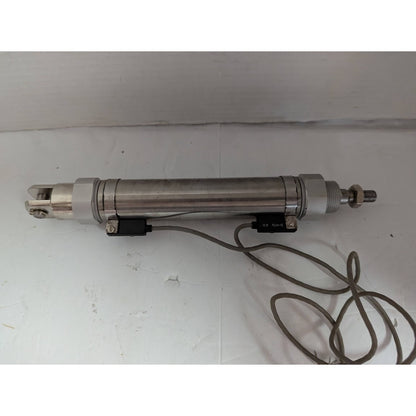New SMC Pneumatic Cylinder CDM2D32-125-H7B Max Pressure 1.0 145 psi 10.2 kgf/cm