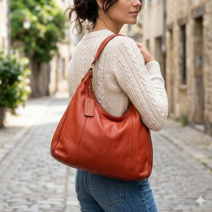 Vintage Liz Claiborne Red / burnt orange NICE Leather Hobo Shoulder Bag