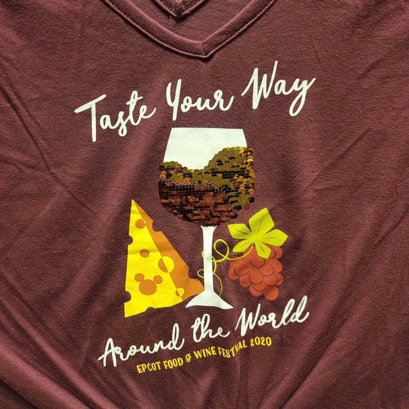 Disney Size Small Garnet T-Shirt Short Sleeve Taste Your Way Around World Epcot