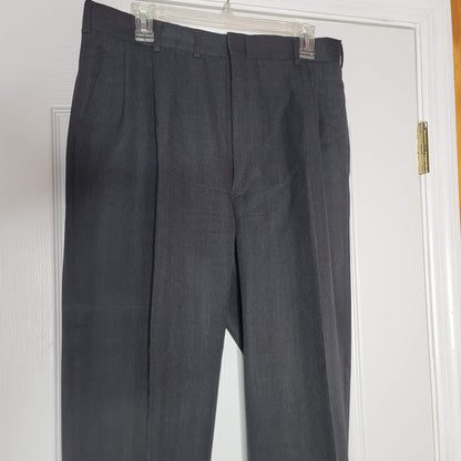 Hart Schaffner Marx Gold Trumpeter Mediumweight 2 pc. Suit Men's  40R