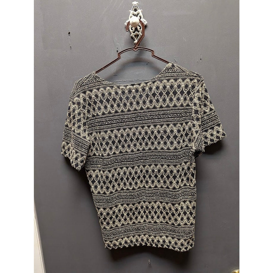 Jaipur black gold thread stretchy blouse top Size medium round neck career