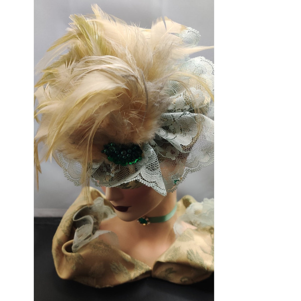 Vintage 10" Glamour Lady HeadVase Planter Fancy Hat Kitsch Ostrich FeathersRARE