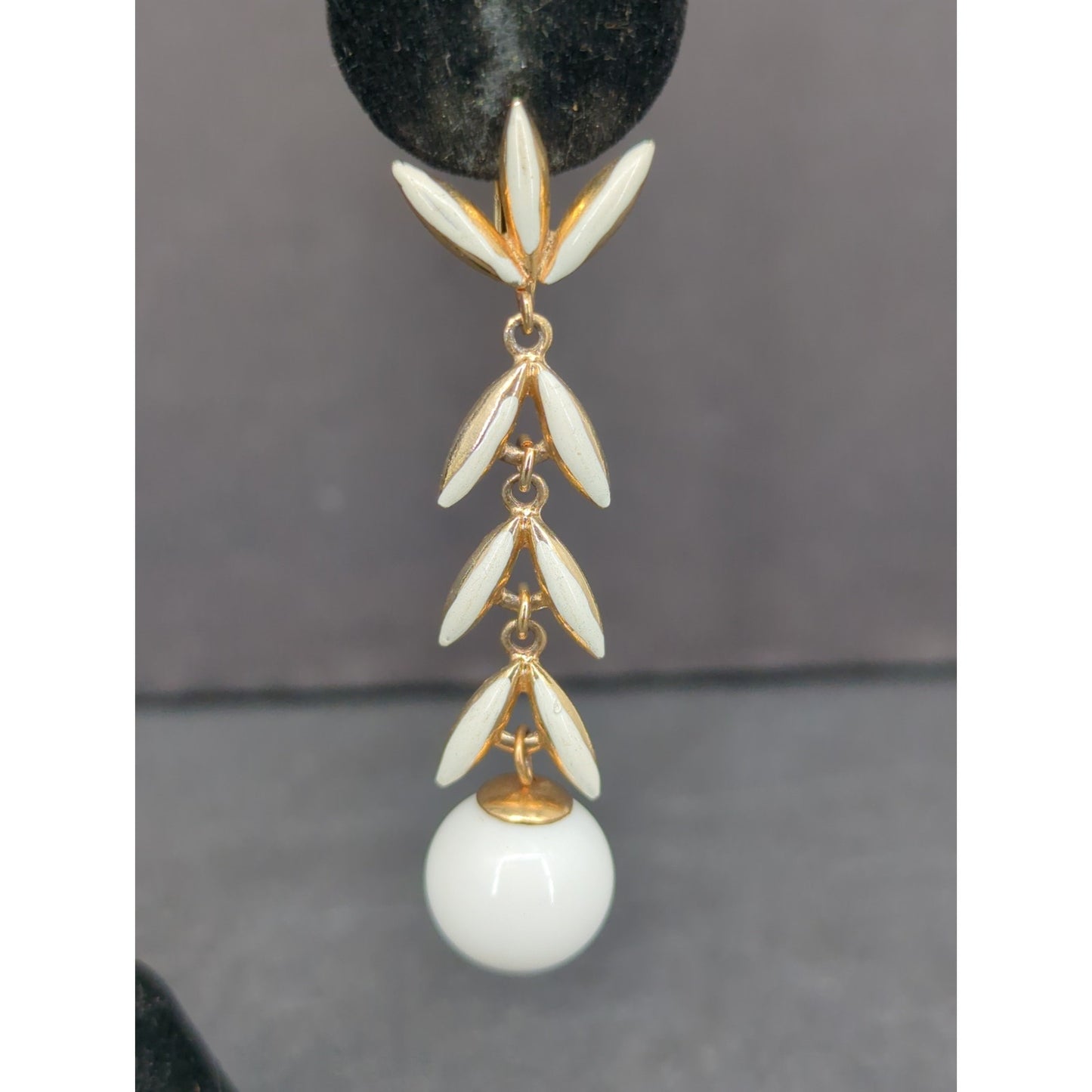 Vintage Gold Tone Faux Pearl Rhinestone Screw Back Clip On Earrings 1960s Glam