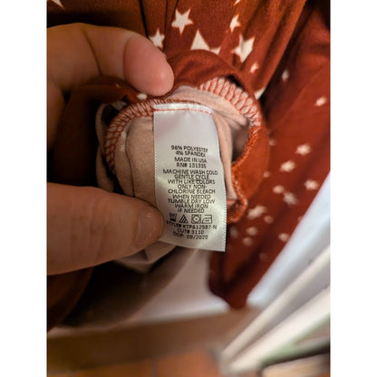 Socialite Size Small long sleeve Tee brown with Stars Loungewear