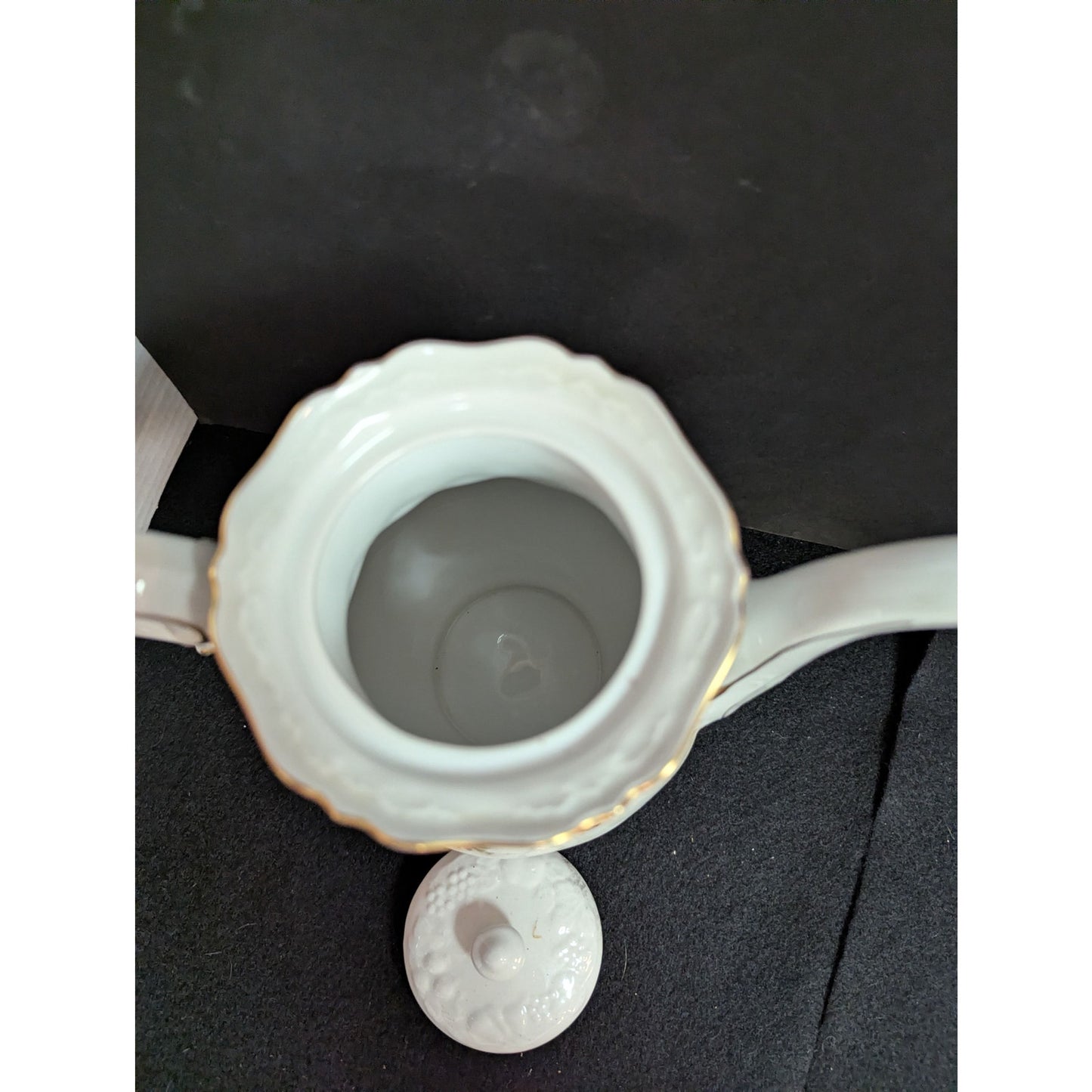 Vintage Eschenbach Bavaria Germany "La Reine" Porcelain Coffee / Teapot