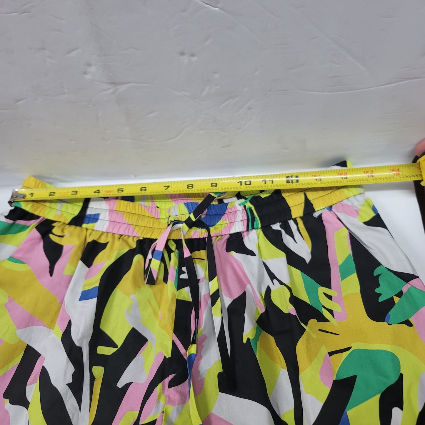 Crosby NEW Sara Shorts Size Large Multicolor Exotic Tropics Elastic Waist