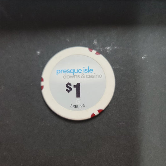 Casino Chip PRESQUE ISLE DOWNS & CASINO Erie PA $1 white red gamin