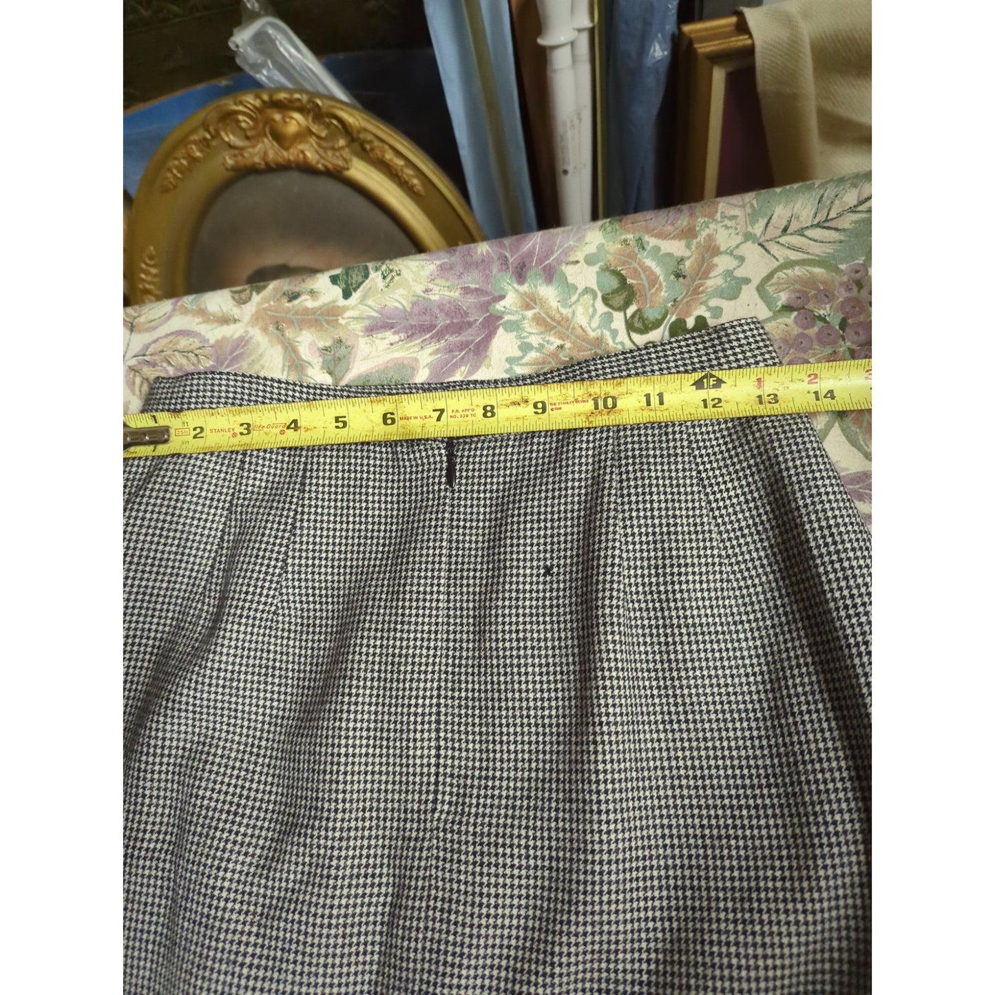 Parisian Signature Houndstooth 100% Wool Pencil Skirt Size 6 vintage Luxury