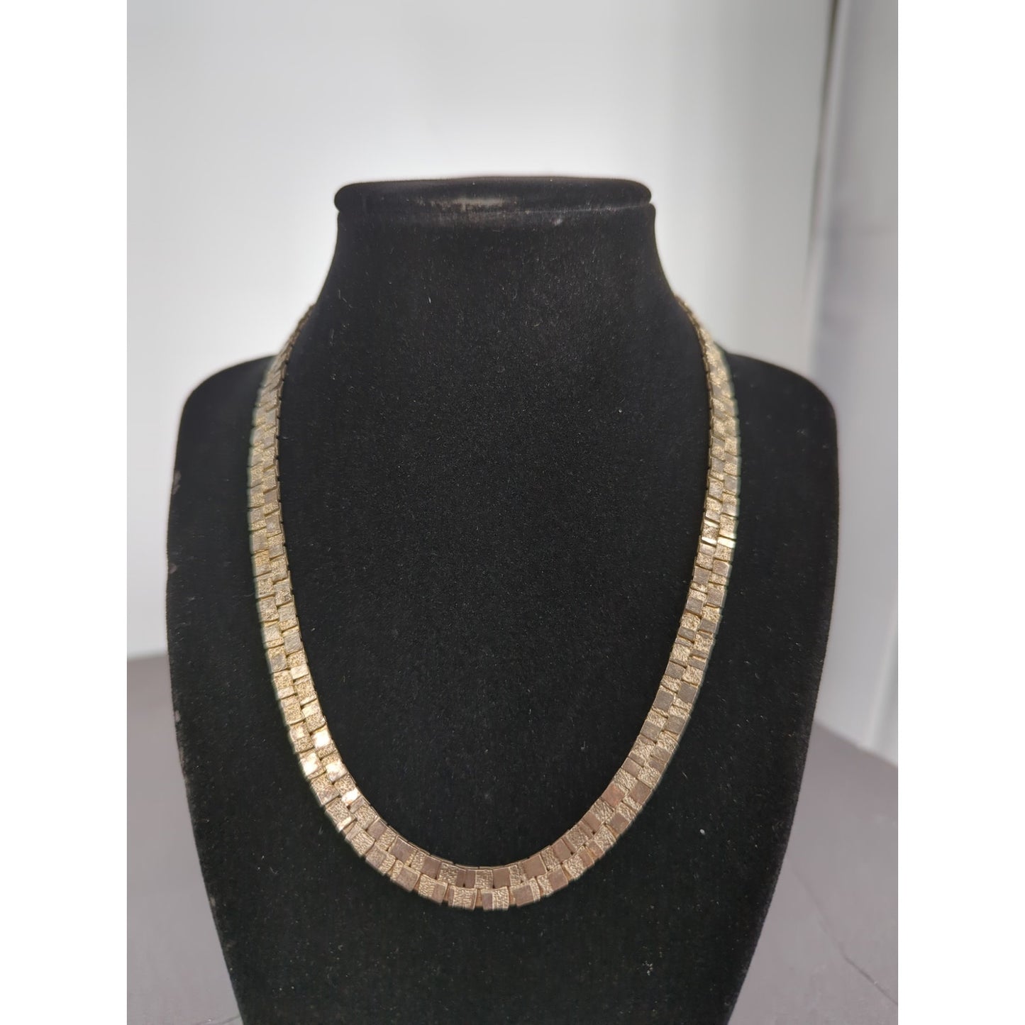 Vintage 80s Brutalist Gold Tone Brick Link Necklace Textured Flat Chain 18"