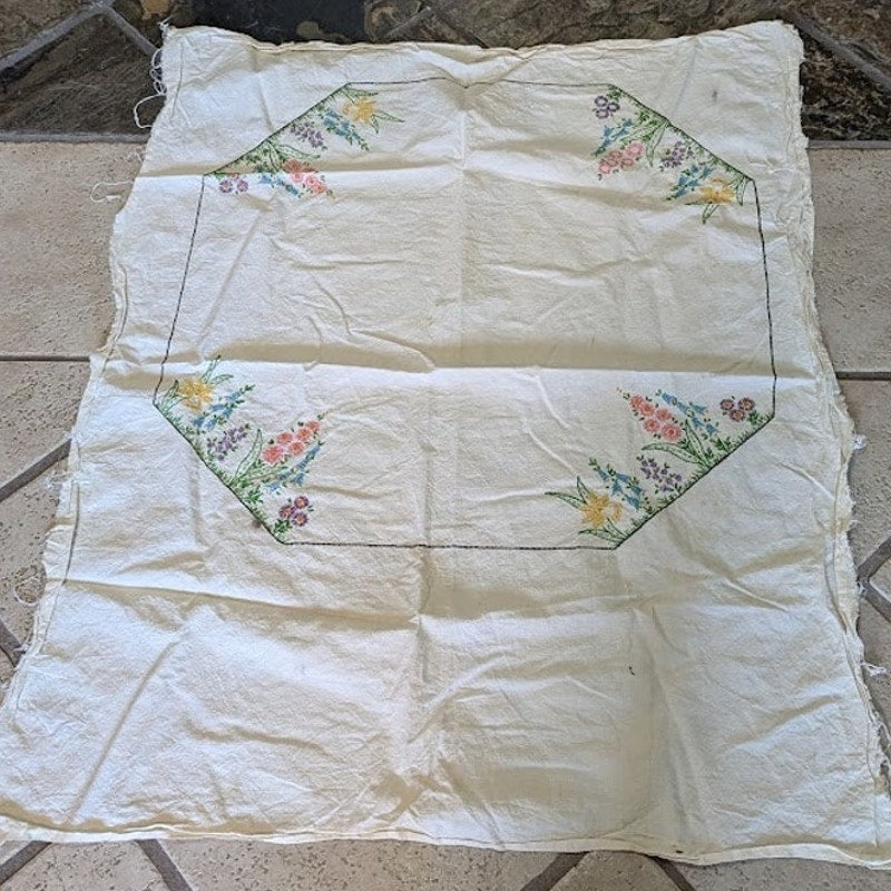 Hand embroidery linen piece