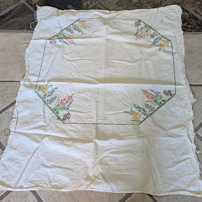 Hand embroidery linen piece
