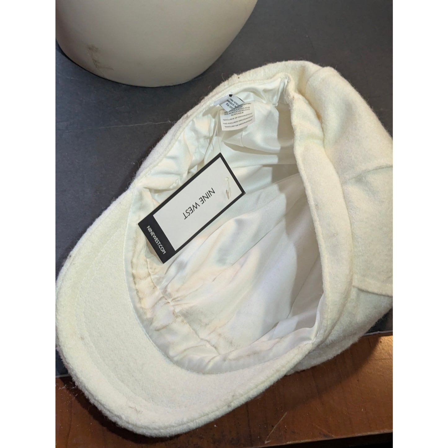 Nine West Ivory Wool Blend Newsboy Cap Baker Boy Hat Winter Chic