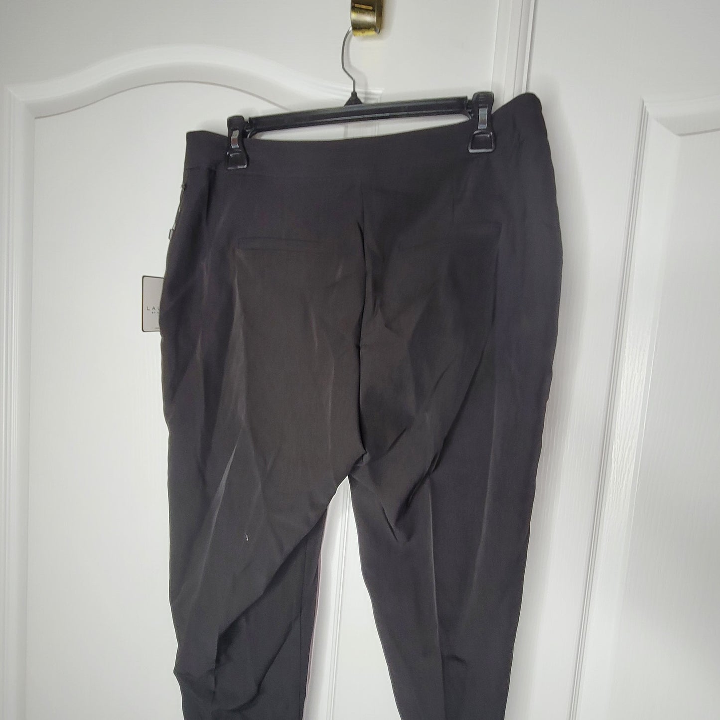 Laundry by Shelli Segal Size 10 Black Pants Trousers Flat Front career casual