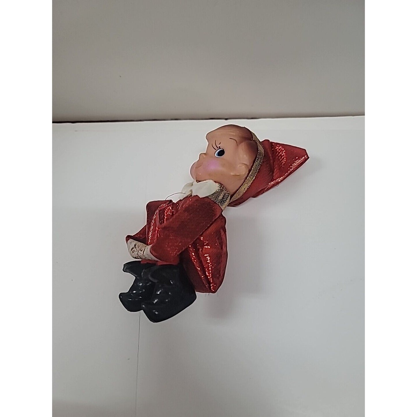 Vintage SMILING Kneehugger Red Gold Metallic Christmas Sitting Elf Ornament