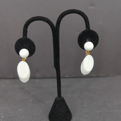 Vintage Trifari White and Black Modernist Clip On Earrings 1960s Glam Dangle